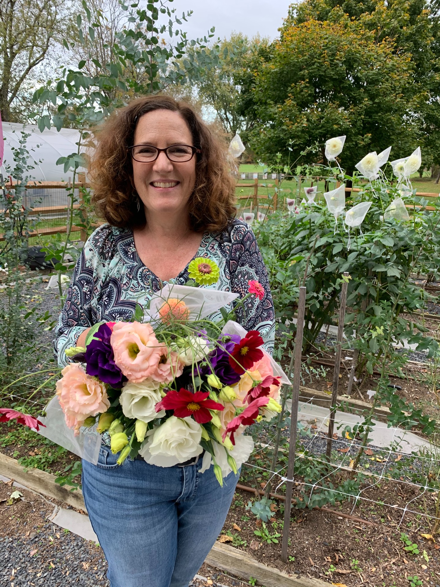 Episode 481: A wedding florist grows a flower farm with Candice Howard ...